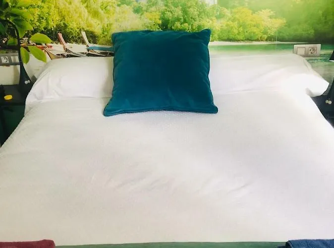 Big Lux Beachcity Ap 01 *