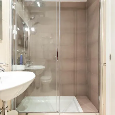 Big Lux Beachcity Ap 01 *